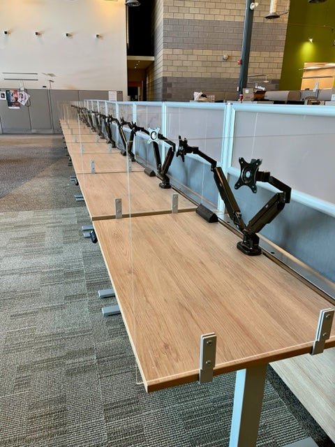 Height Adjustable Hoteling Workstations - Image 3